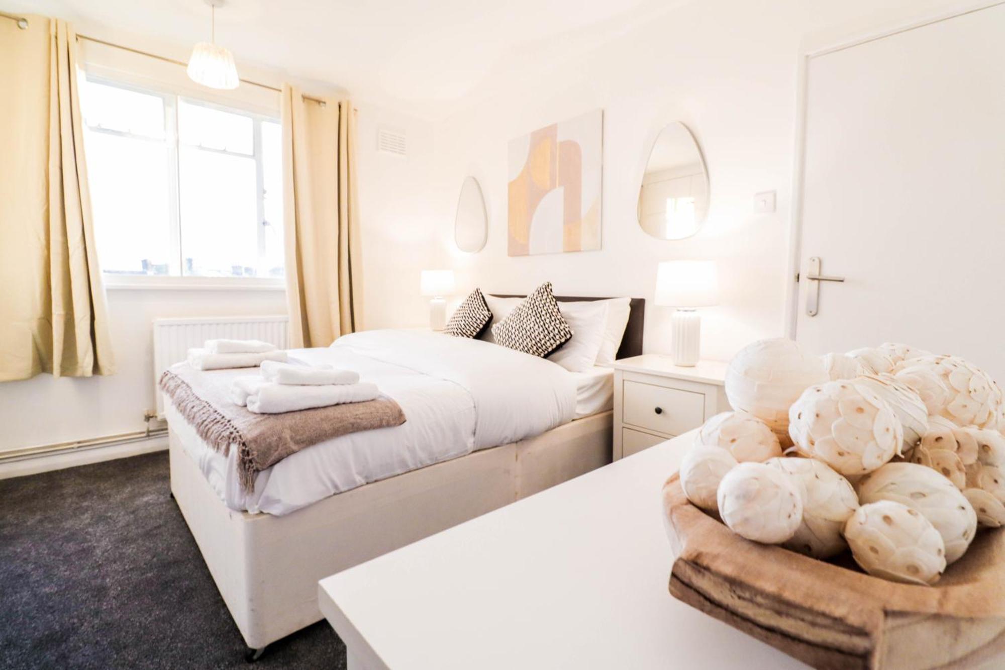 Stylish 3-bedroom Maisonette In Clapham Apartment