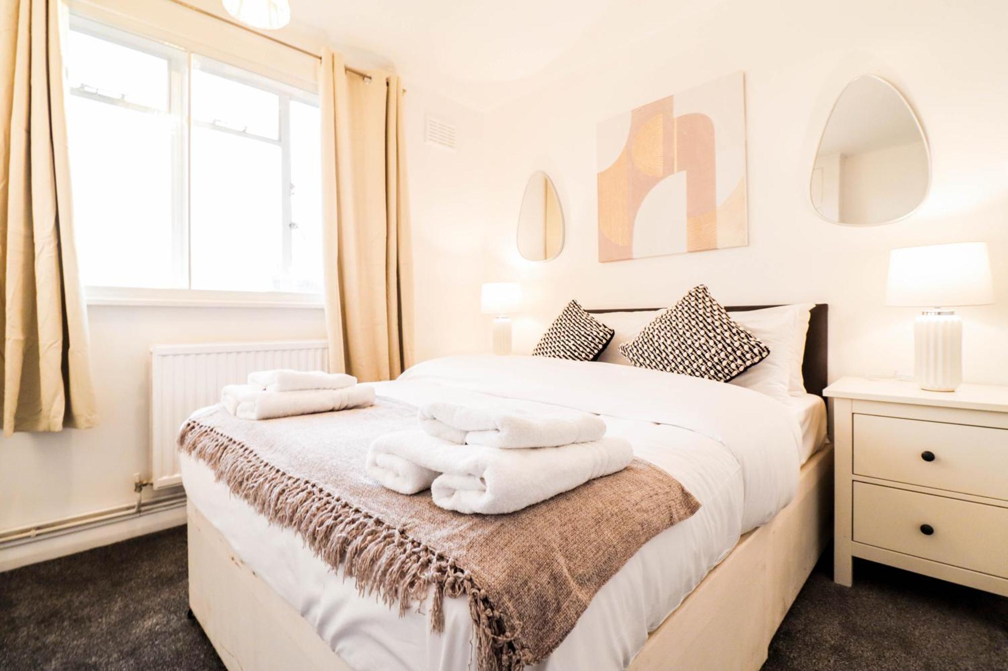 Stylish 3-bedroom Maisonette In Clapham Londra